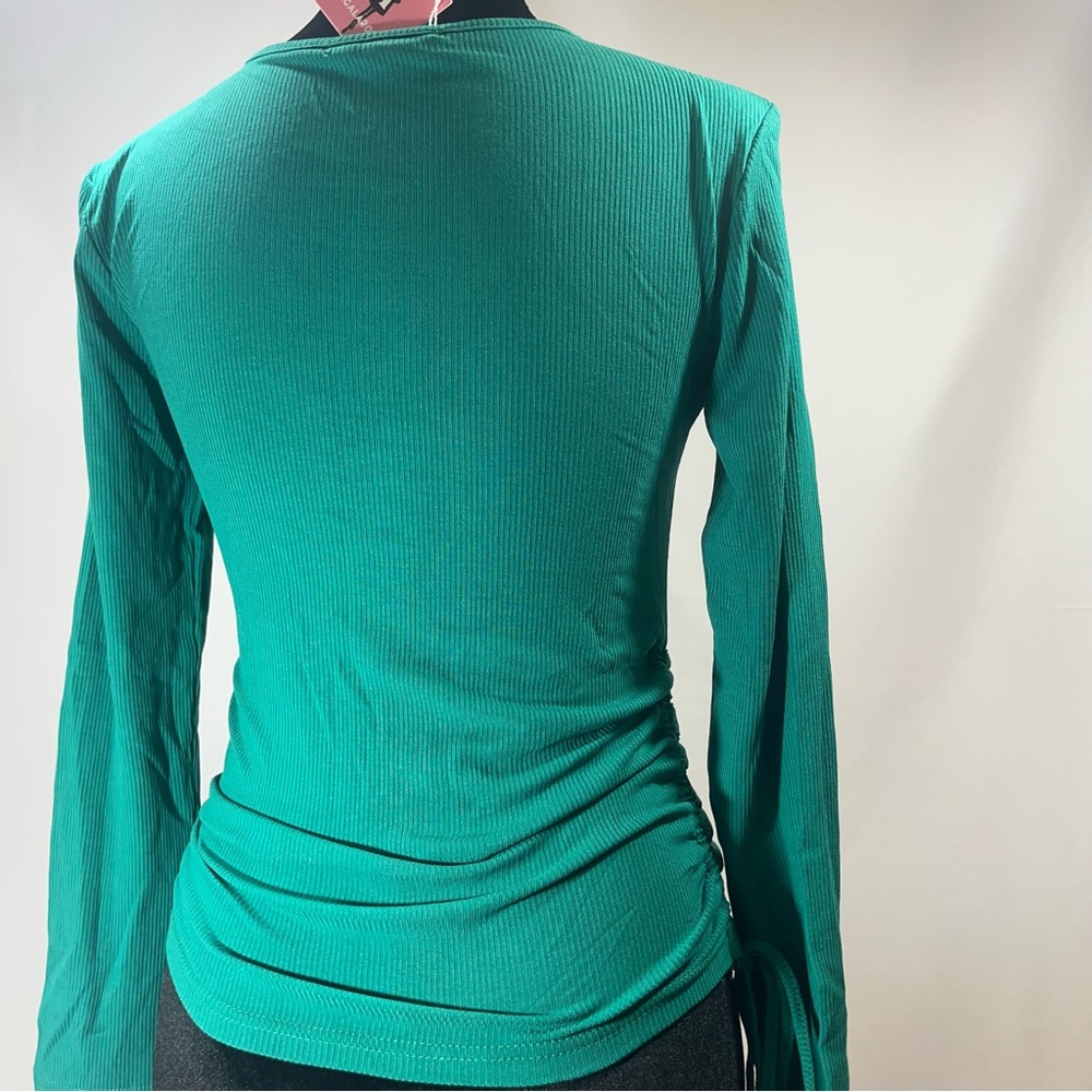 Green Ribbed Long Sleeve w/ Ruching - Picture 4 of 8